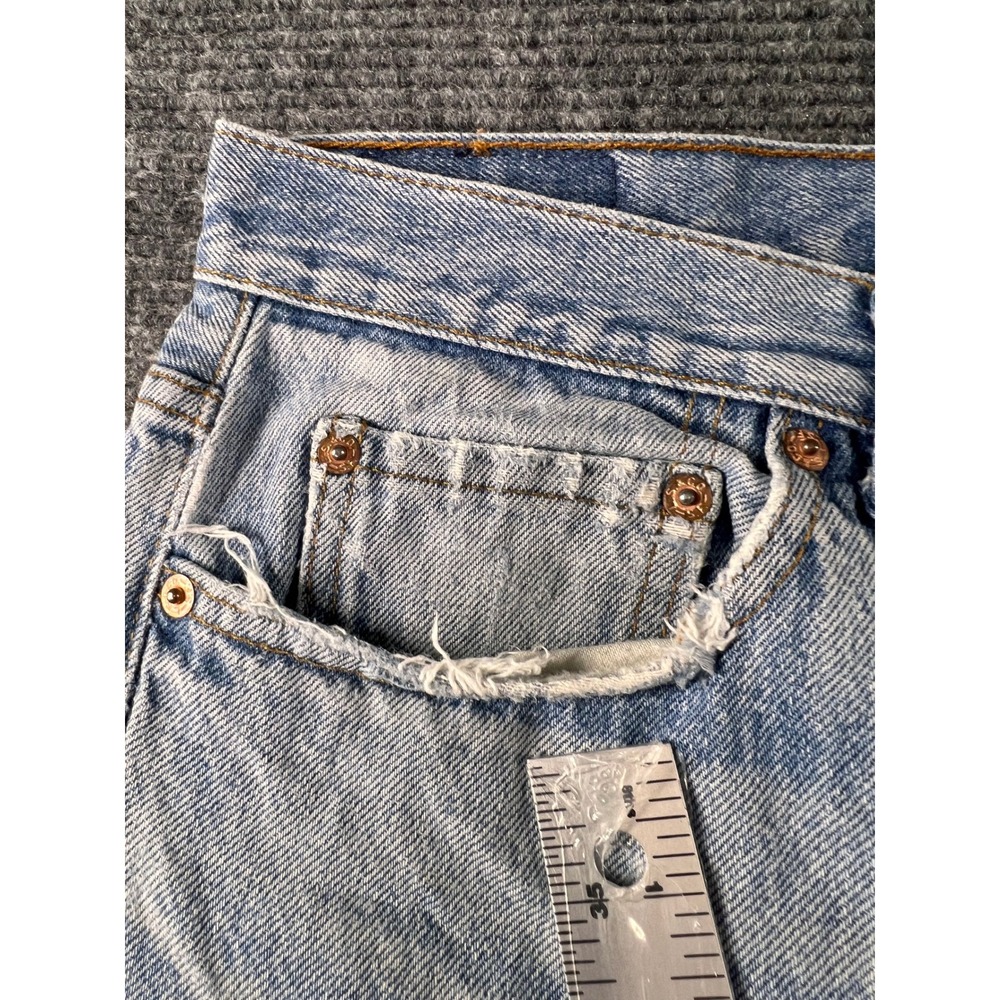 Vintage Levi's 501 Button Fly Jeans Mens 30x30 Light Wash Distressed USA Made - Picture 14 of 16